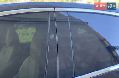 Позашляховик / Кросовер Tesla Model X 2017 в 