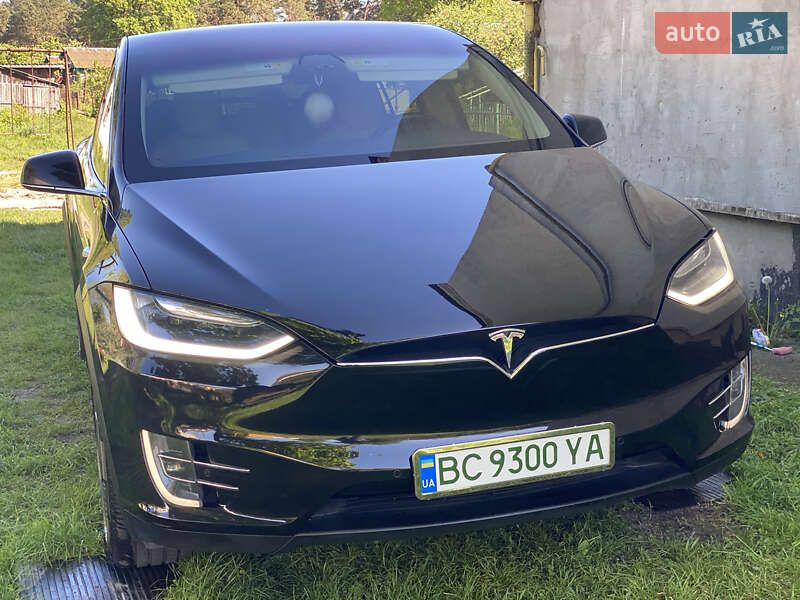 Внедорожник / Кроссовер Tesla Model X 2017 в Жовкве