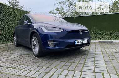 Позашляховик / Кросовер Tesla Model X 2016 в Києві