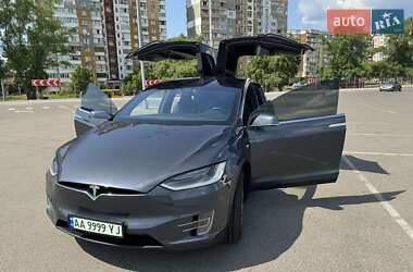 Внедорожник / Кроссовер Tesla Model X 2017 в 