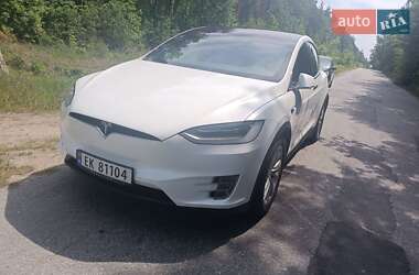 Внедорожник / Кроссовер Tesla Model X 2018 в 