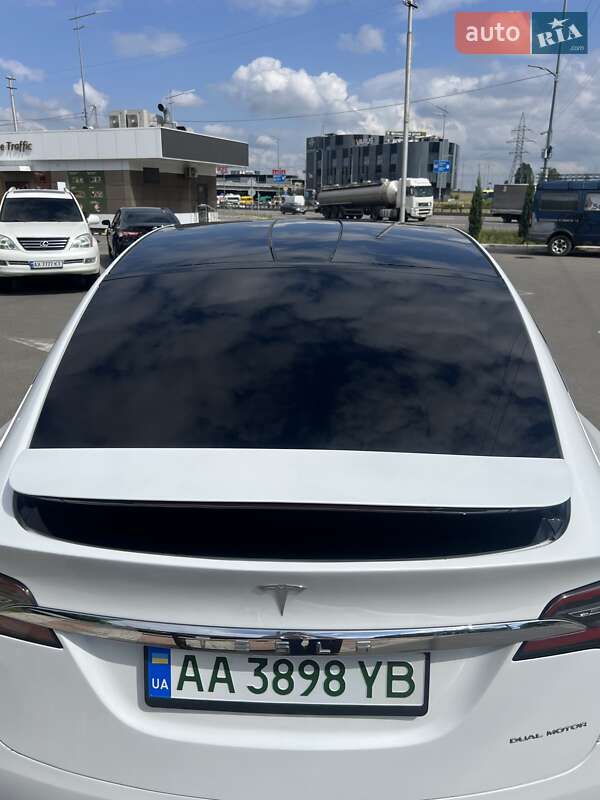 Позашляховик / Кросовер Tesla Model X 2019 в Києві фото 10 Позашляховик / Кросовер Tesla Model X 2019 в Києві