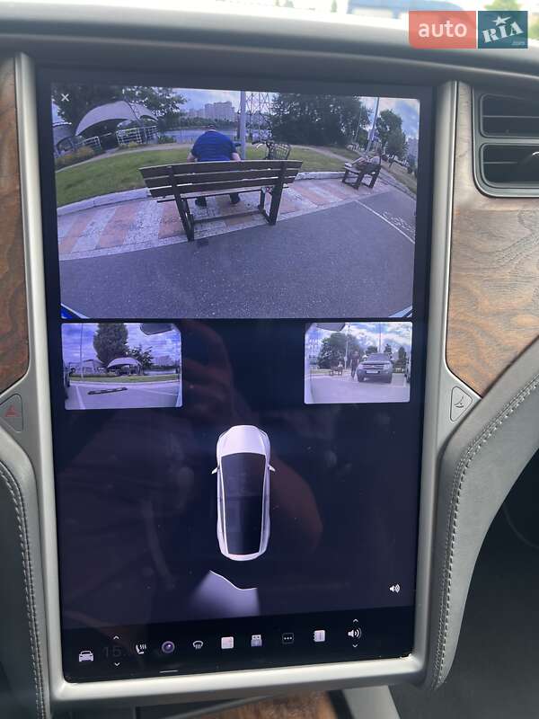 Внедорожник / Кроссовер Tesla Model X 2019 в Киеве