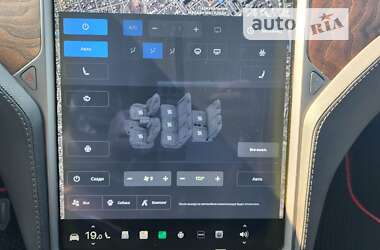 Внедорожник / Кроссовер Tesla Model X 2018 в Каменском