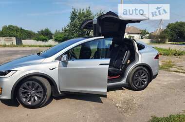Внедорожник / Кроссовер Tesla Model X 2018 в Каменском