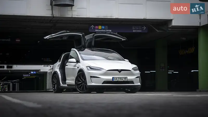 Внедорожник / Кроссовер Tesla Model X 2022 в 