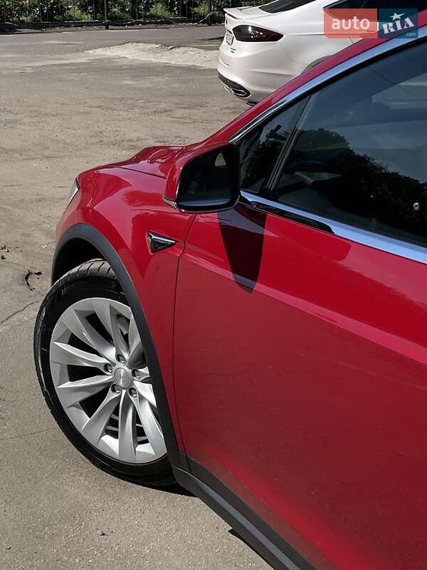 Внедорожник / Кроссовер Tesla Model X 2016 в Одессе