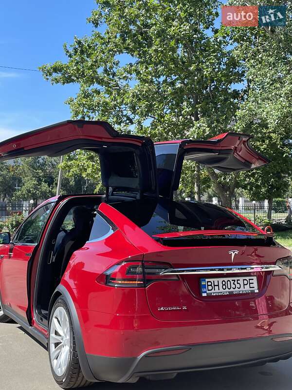 Внедорожник / Кроссовер Tesla Model X 2016 в Одессе