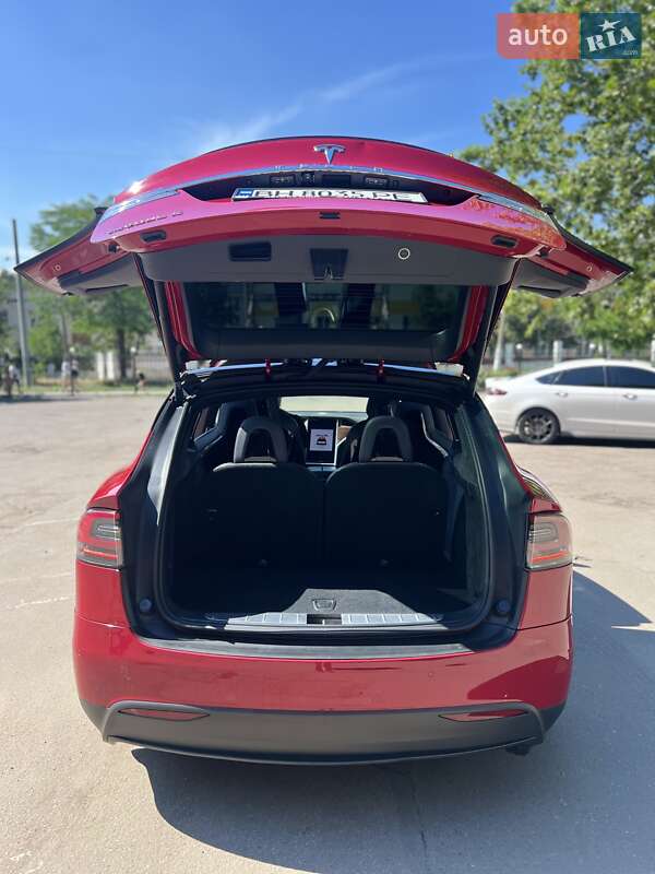 Внедорожник / Кроссовер Tesla Model X 2016 в Одессе