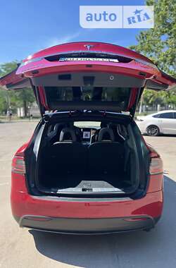 Позашляховик / Кросовер Tesla Model X 2016 в Одесі