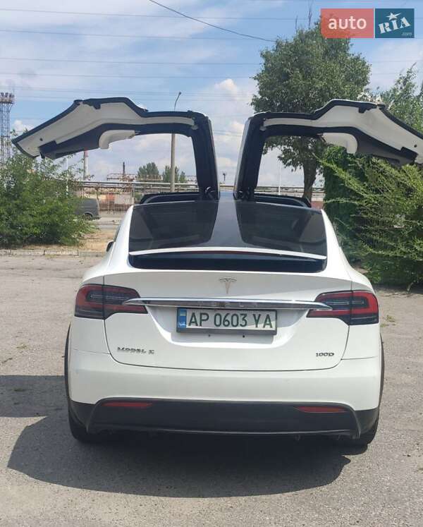Позашляховик / Кросовер Tesla Model X 2018 в Запоріжжі