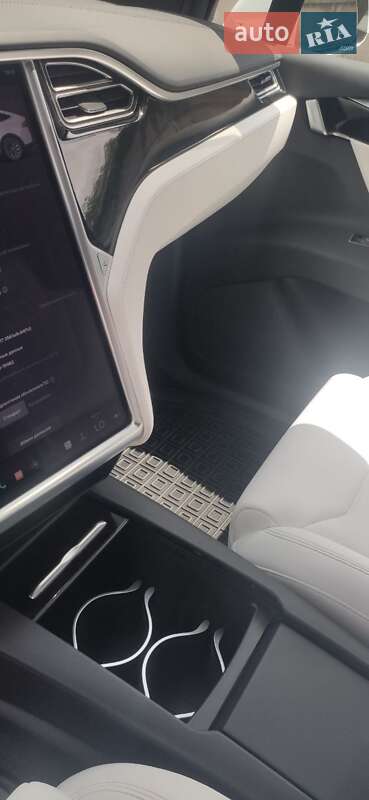 Позашляховик / Кросовер Tesla Model X 2018 в Запоріжжі