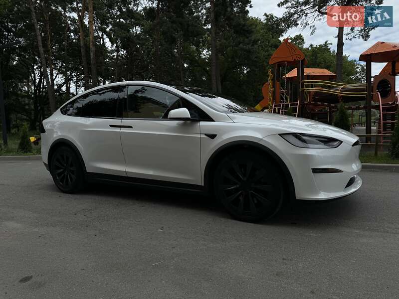 Позашляховик / Кросовер Tesla Model X 2022 в Чернігові