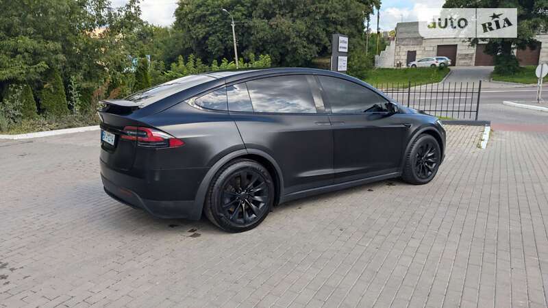 Внедорожник / Кроссовер Tesla Model X 2019 в Ровно