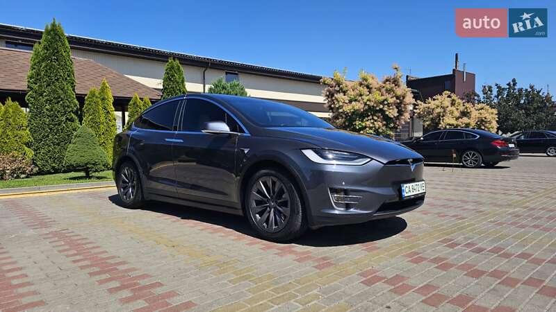 Внедорожник / Кроссовер Tesla Model X 2018 в Черкассах