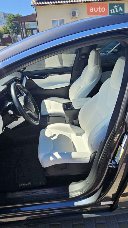 Внедорожник / Кроссовер Tesla Model X 2018 в Черкассах
