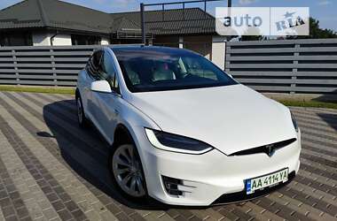 Внедорожник / Кроссовер Tesla Model X 2018 в Киеве