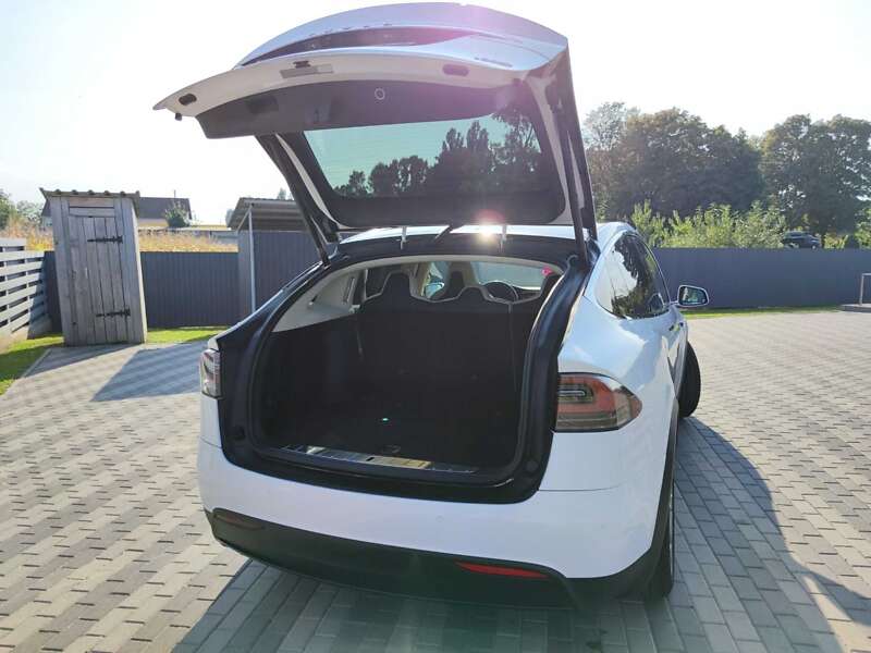 Внедорожник / Кроссовер Tesla Model X 2018 в Киеве