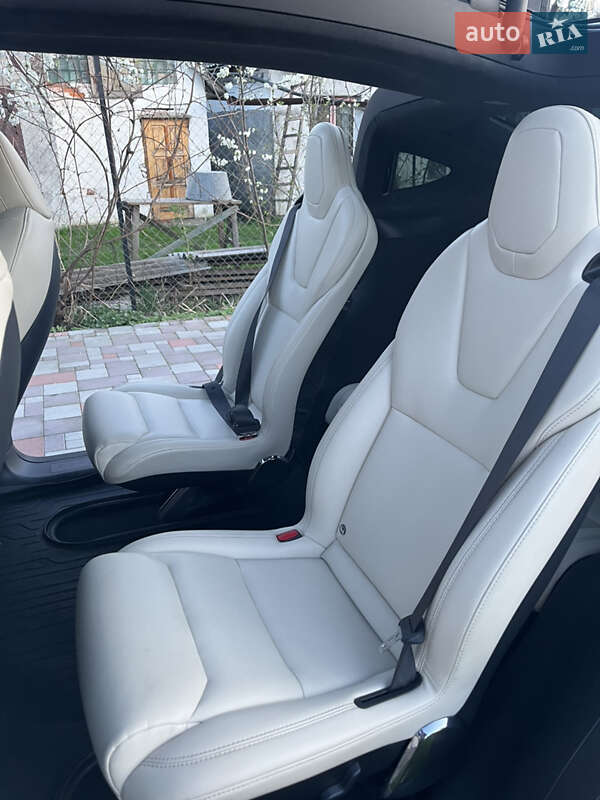 Внедорожник / Кроссовер Tesla Model X 2020 в Львове