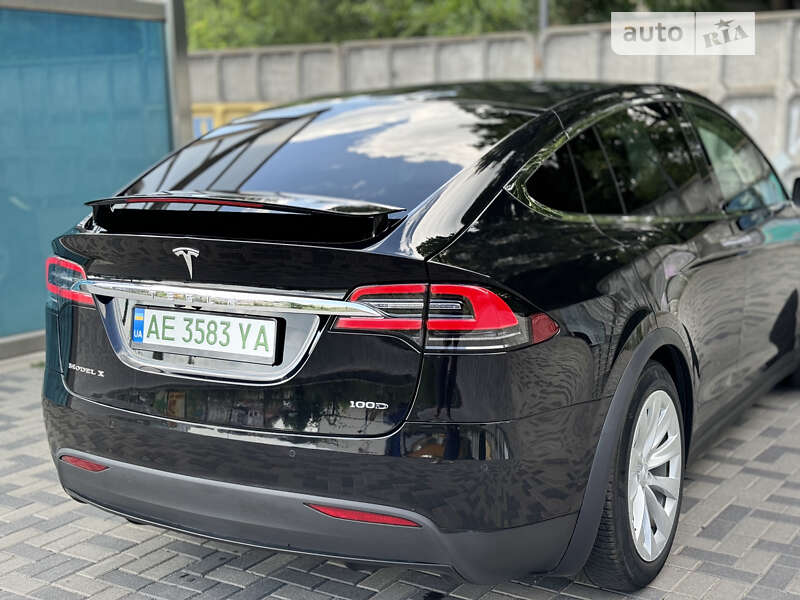 Внедорожник / Кроссовер Tesla Model X 2018 в Днепре