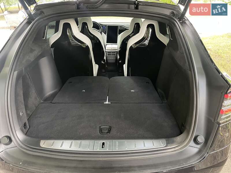 Внедорожник / Кроссовер Tesla Model X 2017 в Харькове