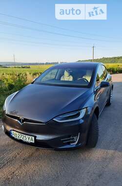 Позашляховик / Кросовер Tesla Model X 2018 в Вінниці