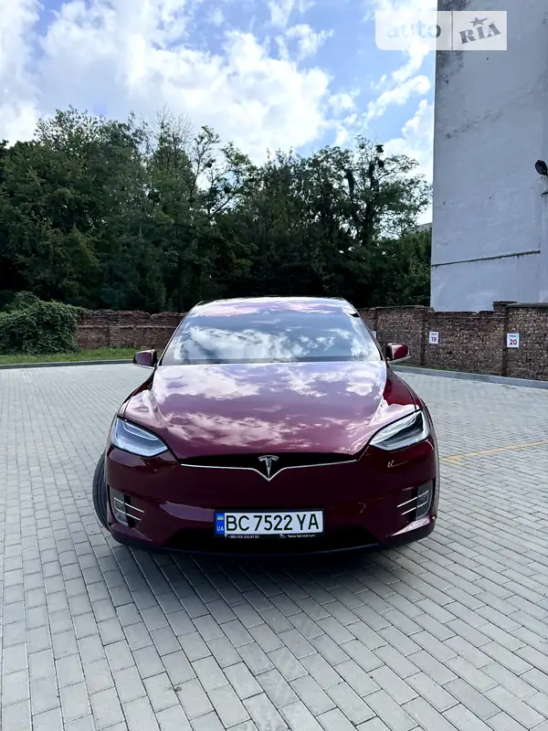 Tesla Model X