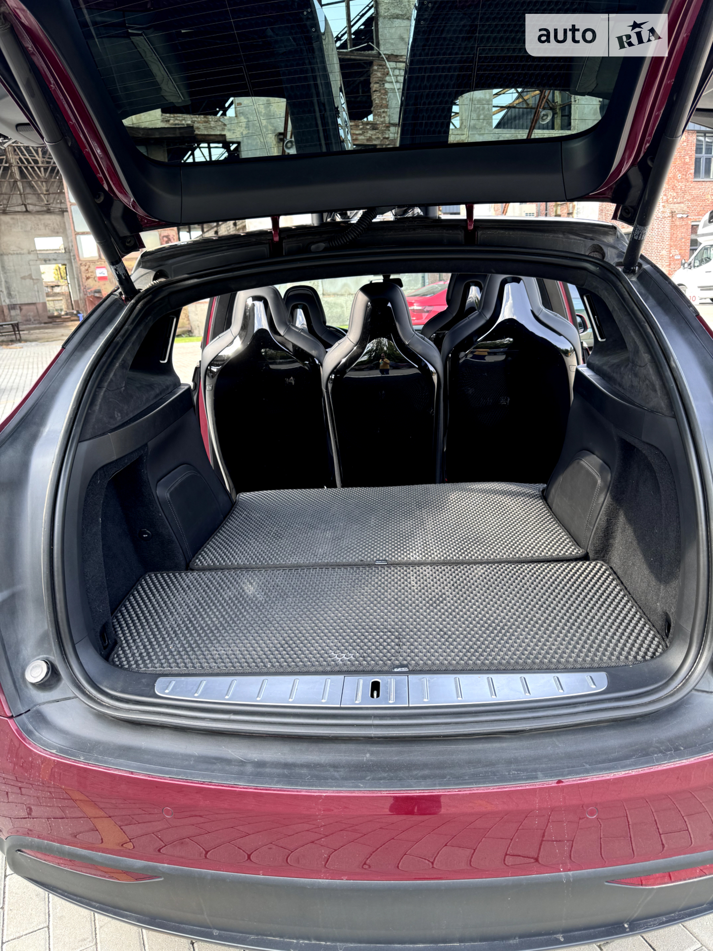 2016 Tesla Model X - мініатюра 12