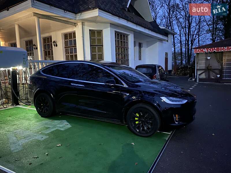 Позашляховик / Кросовер Tesla Model X 2017 в Одесі