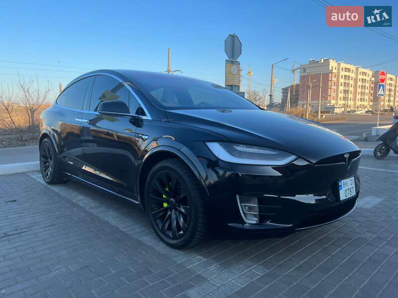 Позашляховик / Кросовер Tesla Model X 2017 в Одесі