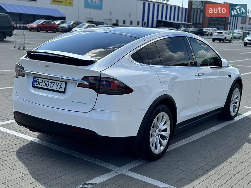 Позашляховик / Кросовер Tesla Model X 2019 в Одесі