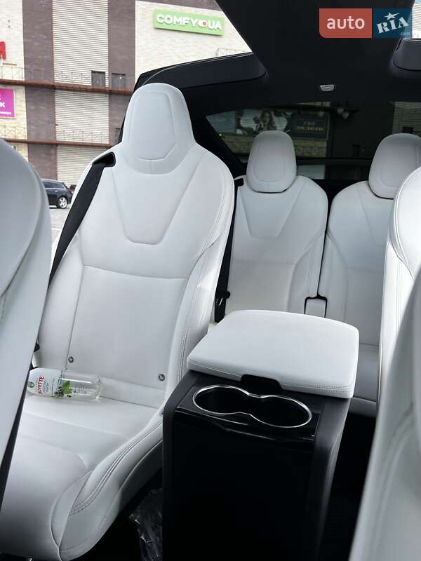 Позашляховик / Кросовер Tesla Model X 2019 в Харкові