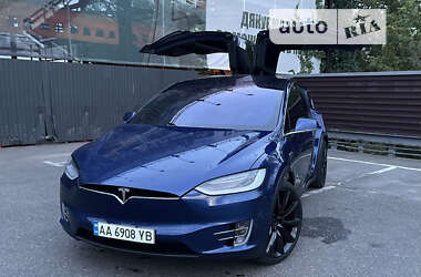 Позашляховик / Кросовер Tesla Model X 2016 в Києві