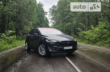 Внедорожник / Кроссовер Tesla Model X 2017 в Житомире