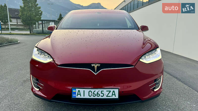 Внедорожник / Кроссовер Tesla Model X 2016 в Киеве фото 6 Внедорожник / Кроссовер Tesla Model X 2016 в Киеве