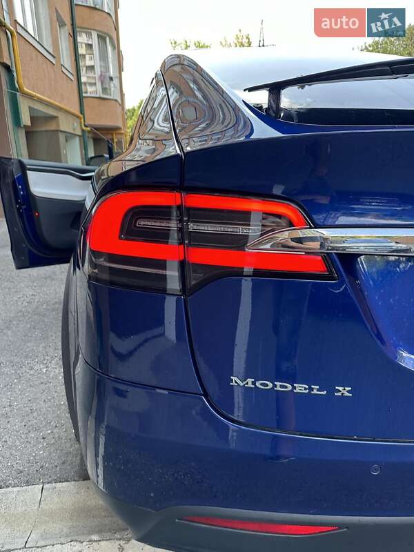 Внедорожник / Кроссовер Tesla Model X 2016 в Черновцах фото 7 Внедорожник / Кроссовер Tesla Model X 2016 в Черновцах