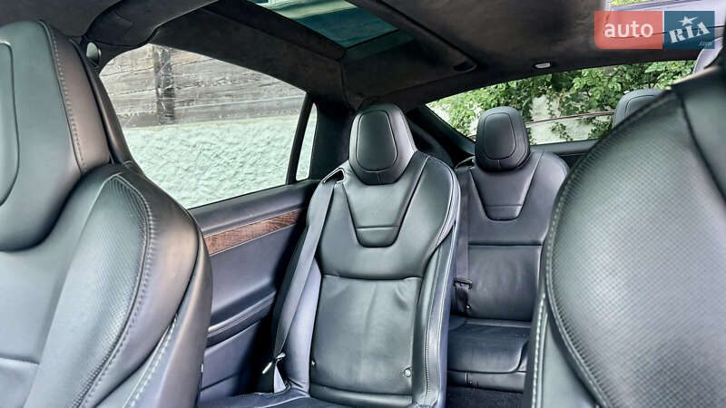 Внедорожник / Кроссовер Tesla Model X 2016 в Киеве фото 14 Внедорожник / Кроссовер Tesla Model X 2016 в Киеве