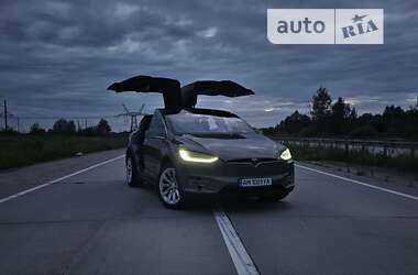 Внедорожник / Кроссовер Tesla Model X 2016 в Житомире