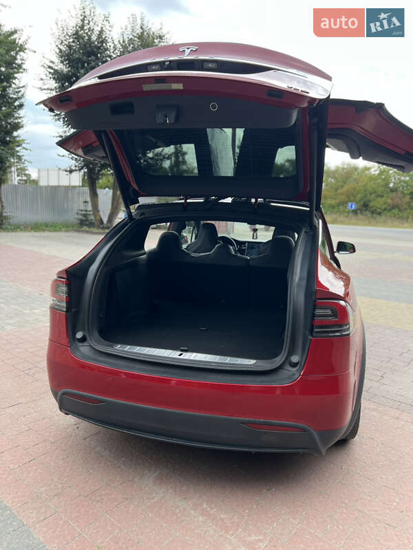 Внедорожник / Кроссовер Tesla Model X 2018 в Тернополе