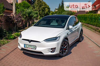 Внедорожник / Кроссовер Tesla Model X 2019 в Черновцах