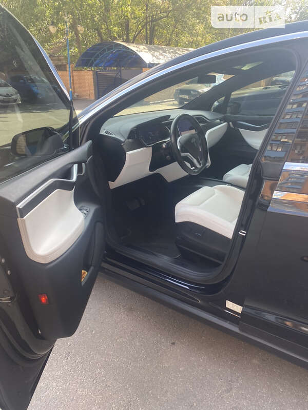 Внедорожник / Кроссовер Tesla Model X 2017 в Харькове