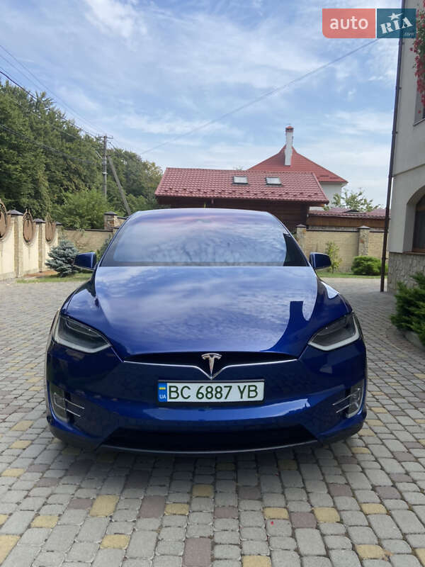 Внедорожник / Кроссовер Tesla Model X 2016 в Львове