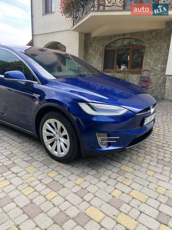 Внедорожник / Кроссовер Tesla Model X 2016 в Львове