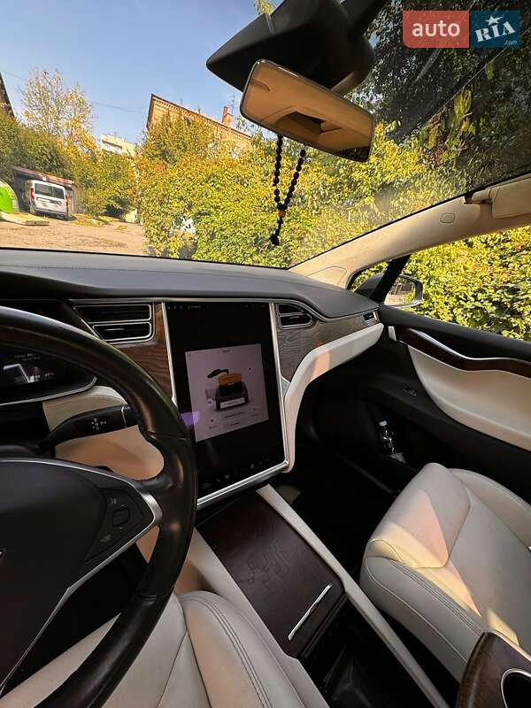 Позашляховик / Кросовер Tesla Model X 2018 в Києві фото 8 Позашляховик / Кросовер Tesla Model X 2018 в Києві