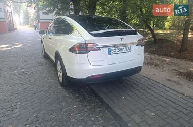 Внедорожник / Кроссовер Tesla Model X 2018 в 