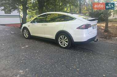 Внедорожник / Кроссовер Tesla Model X 2018 в 
