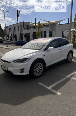 Позашляховик / Кросовер Tesla Model X 2018 в Києві