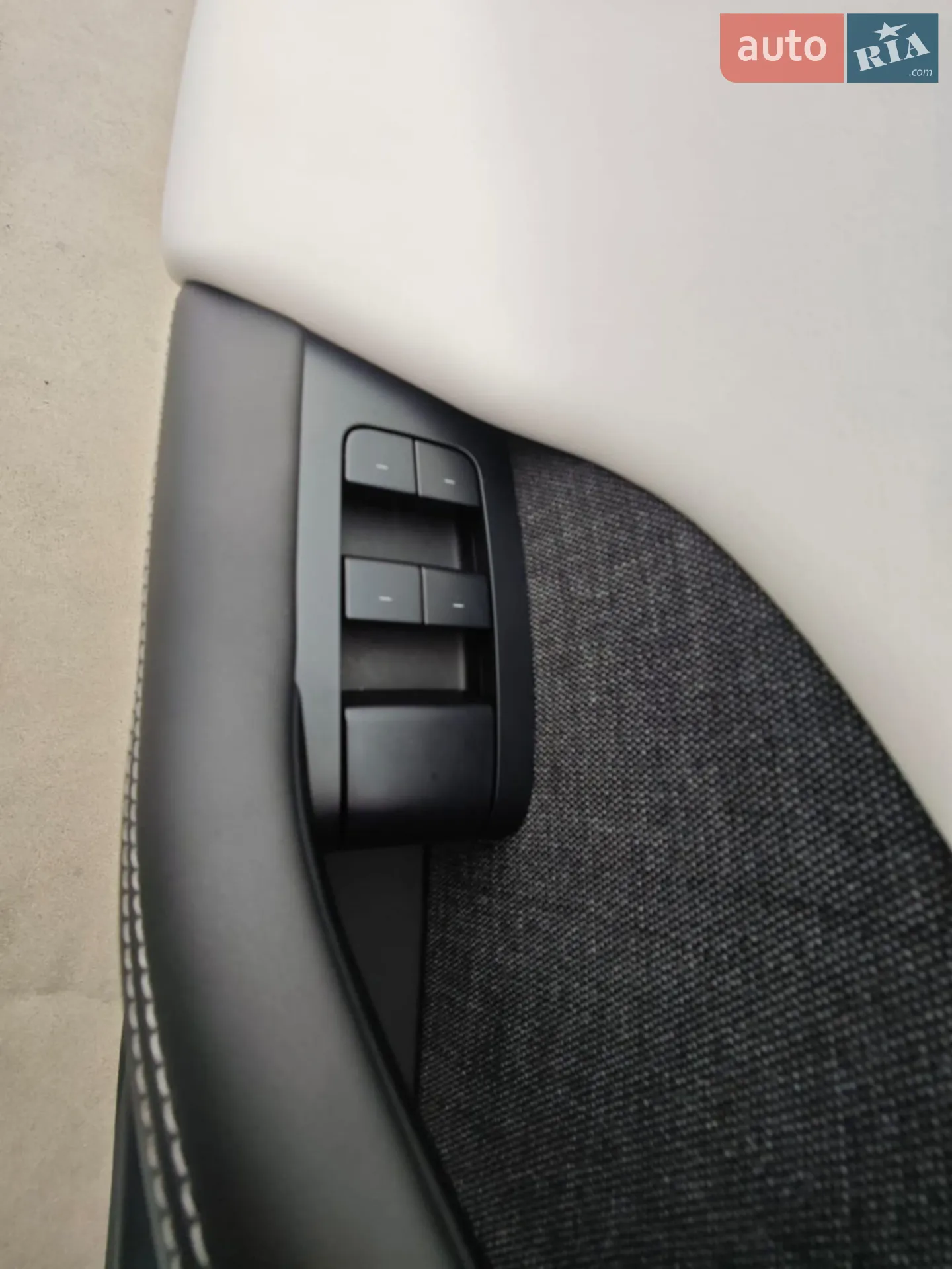 2022 Tesla Model X - мініатюра 83