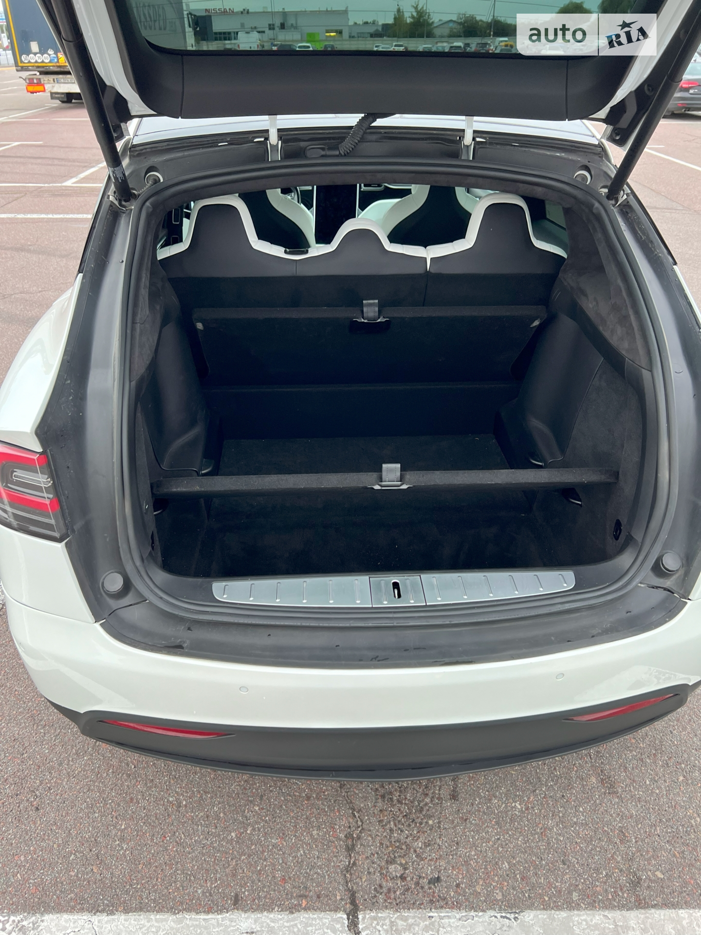 2017 Tesla Model X - мініатюра 12