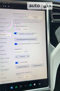 Внедорожник / Кроссовер Tesla Model X 2017 в 